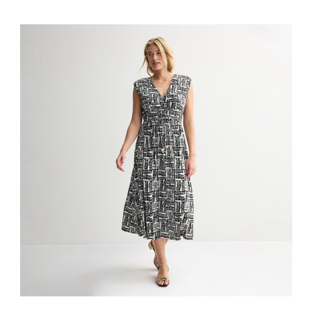 Nine West Cinched Waist Midaxi Dress